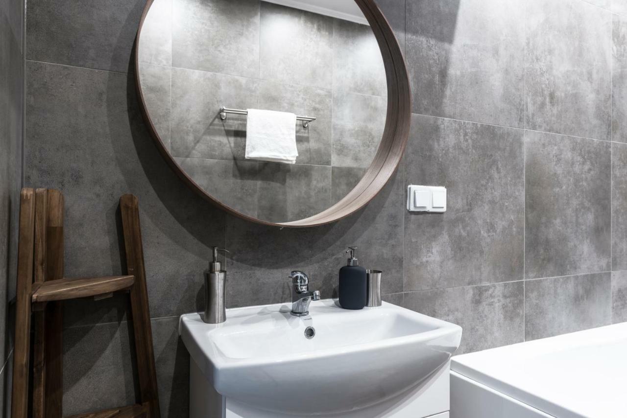 Tomasza 20 Apartment 140M2 Краков Экстерьер фото